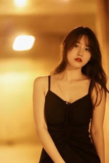 长腿美女